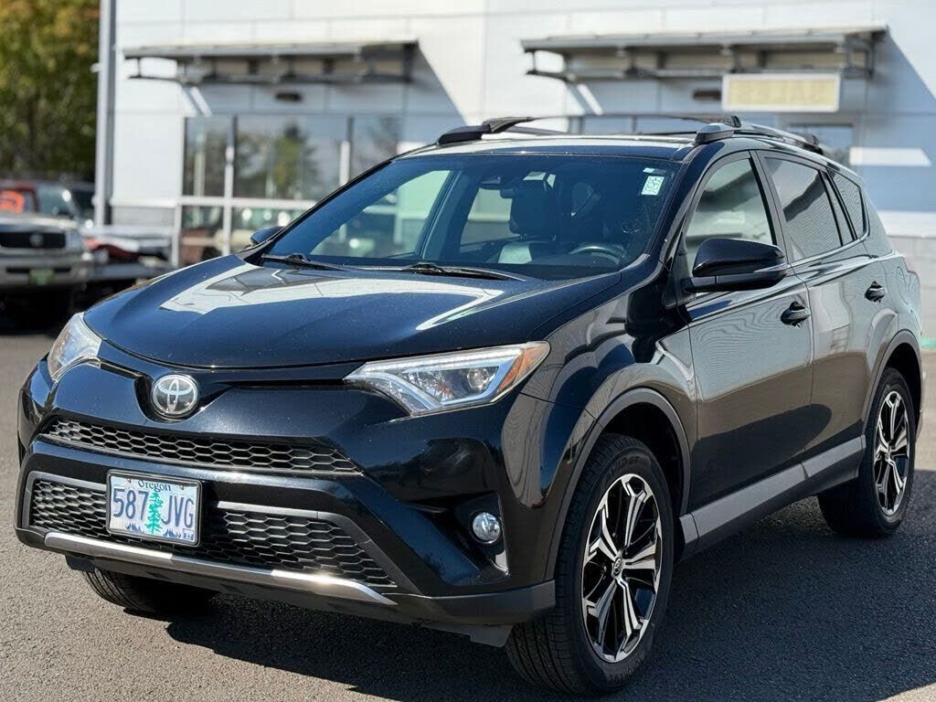 2017 TOYOTA RAV4