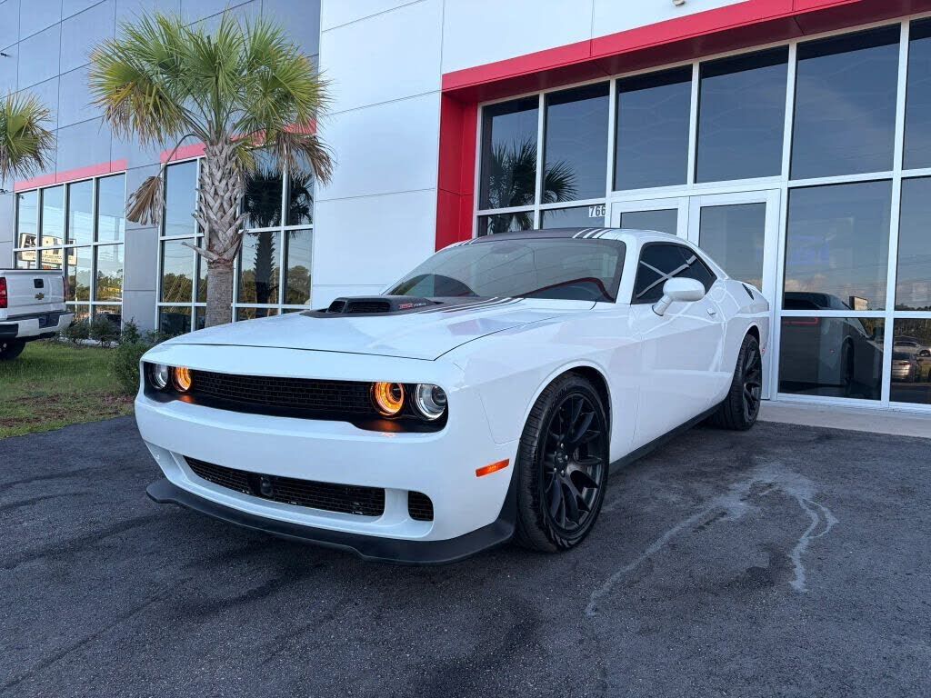 2022 DODGE Challenger