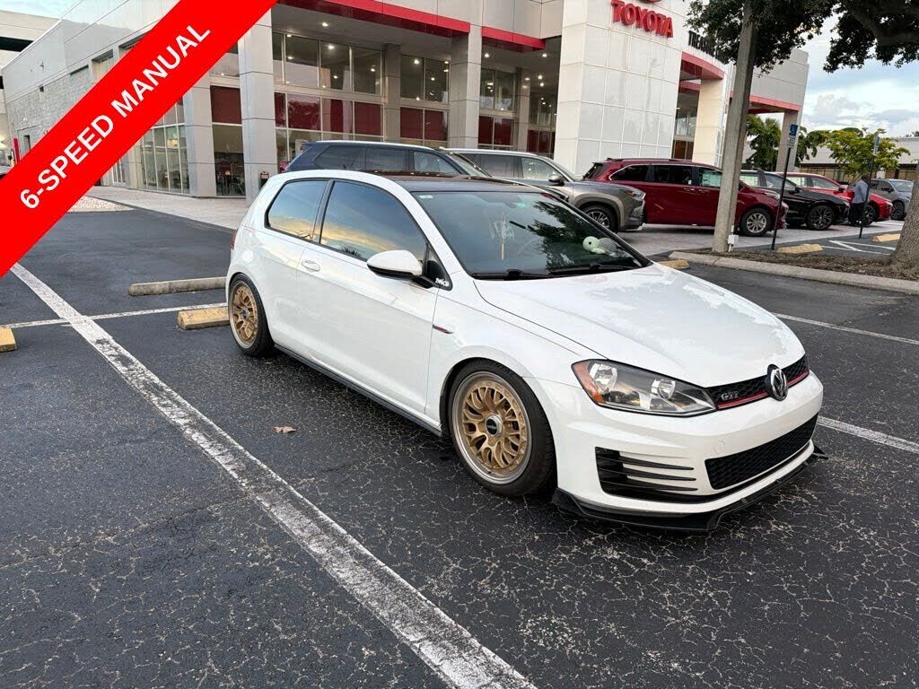 2015 VOLKSWAGEN GTI
