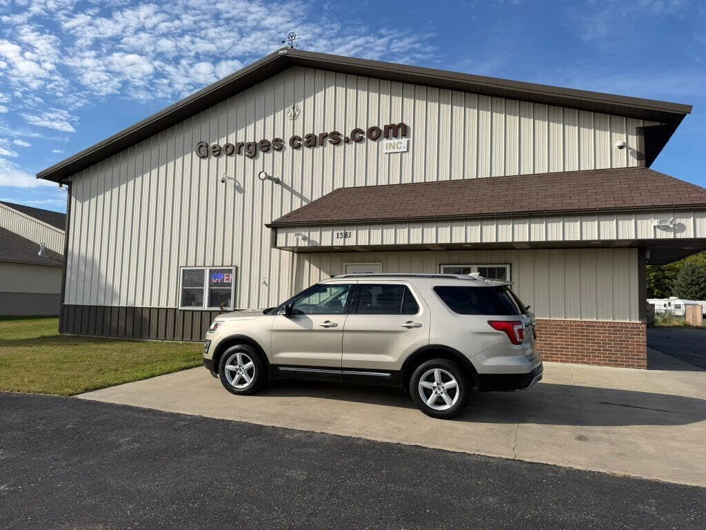 2017 FORD Explorer