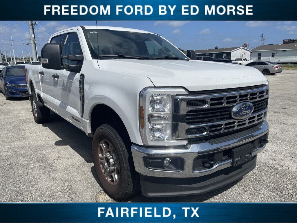2025 FORD F-250