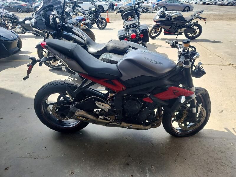 2017 TRIUMPH Street Triple R