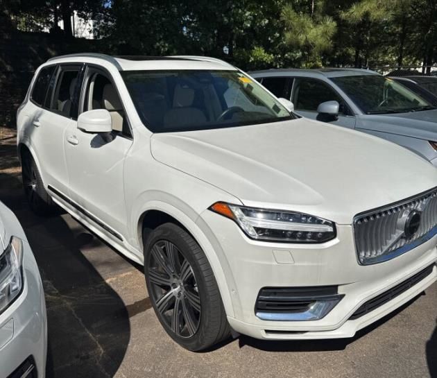 2024 VOLVO XC90