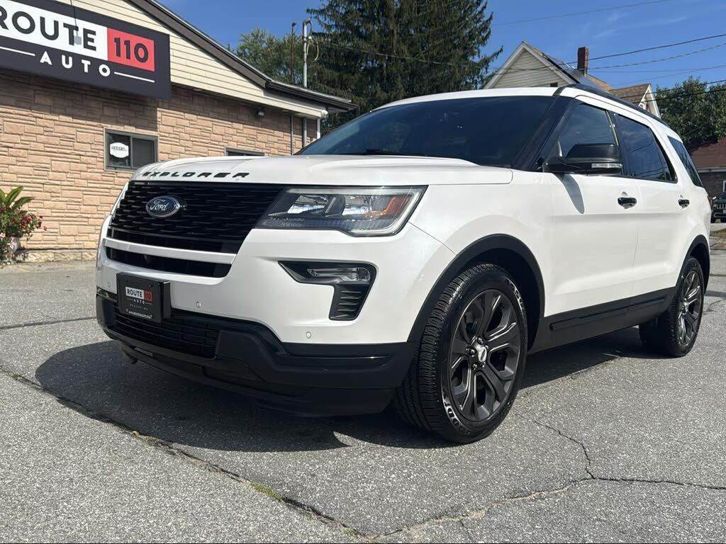 2018 FORD Explorer