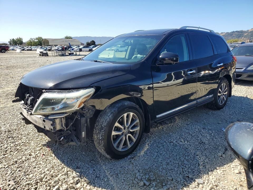 2015 NISSAN Pathfinder