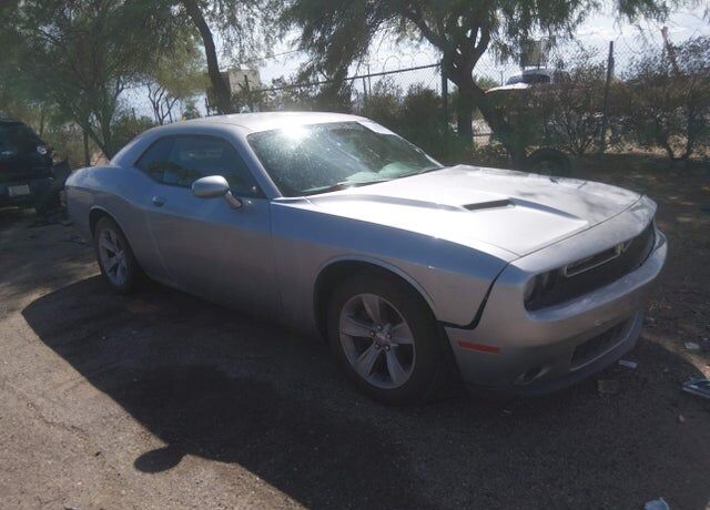 2016 DODGE Challenger