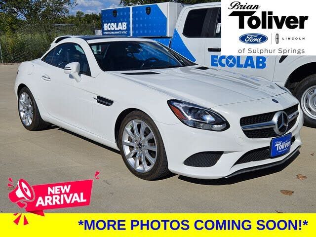 2017 MERCEDES-BENZ SLC-Class