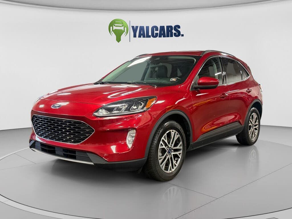 2021 FORD Escape