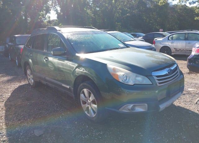 2011 SUBARU Outback