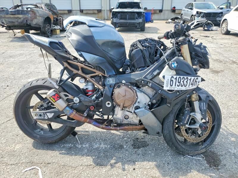 2023 BMW S 1000 R