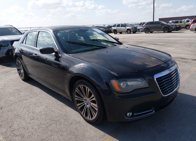 2013 CHRYSLER 300