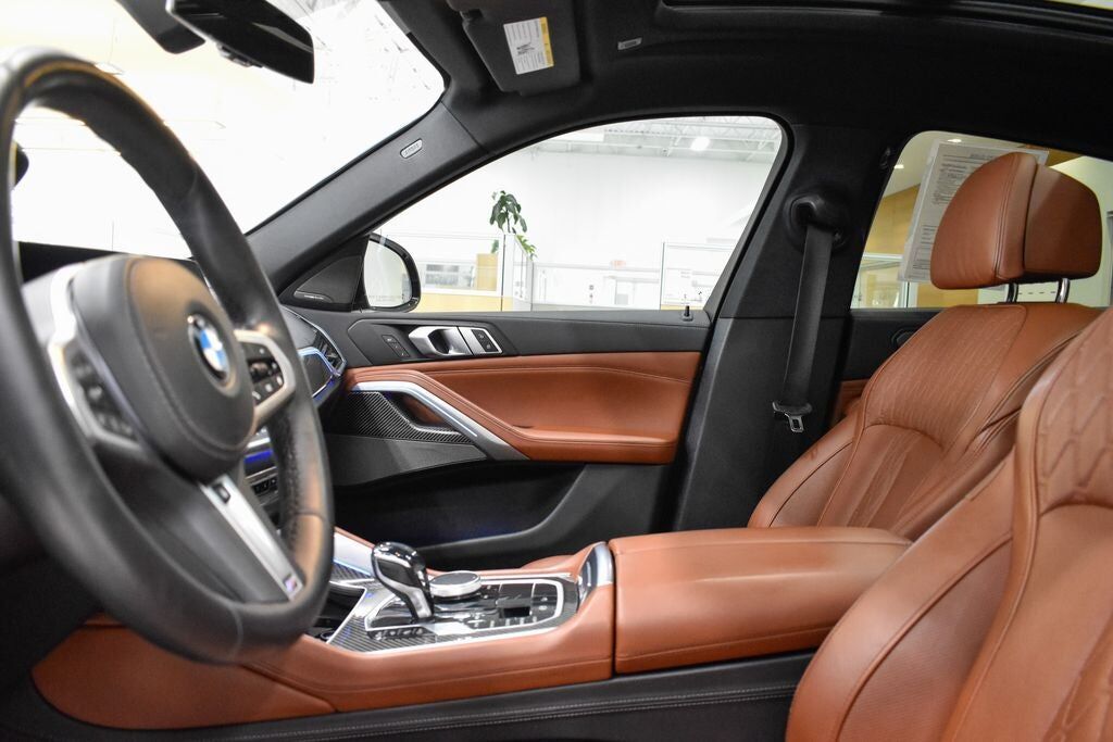 2021 BMW X6