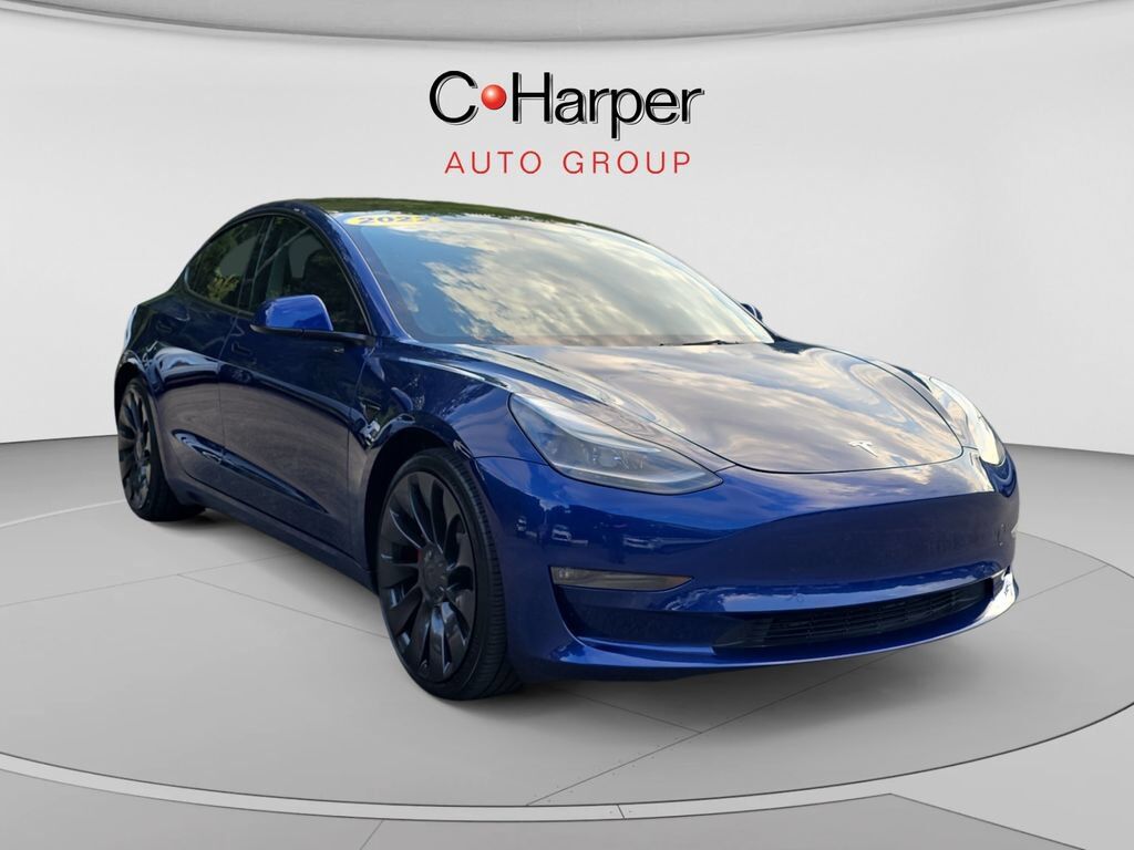 2022 TESLA Model 3