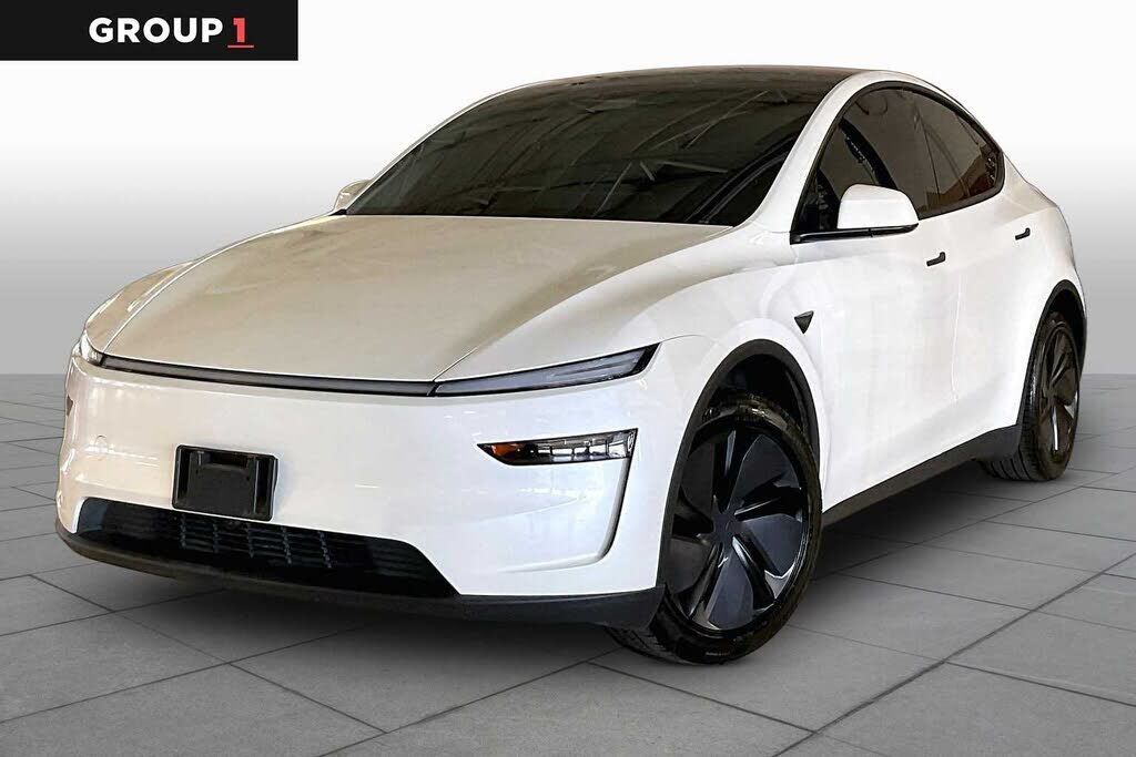 2026 TESLA Model Y