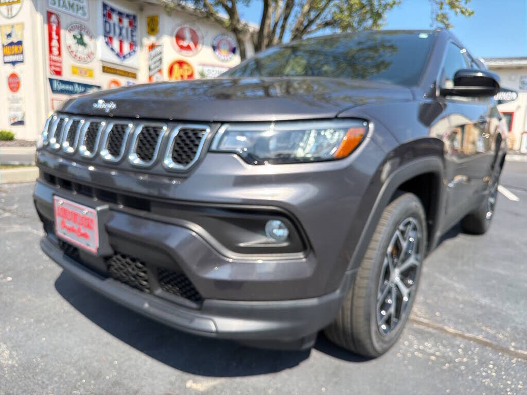 2024 JEEP Compass