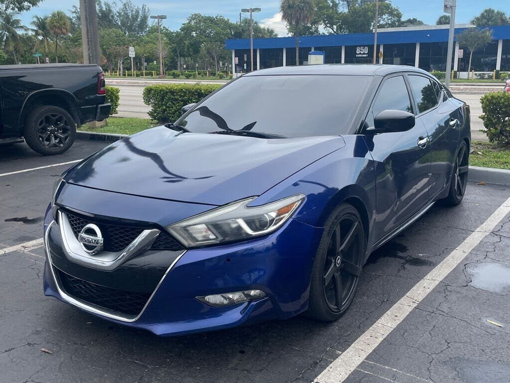 2017 NISSAN Maxima