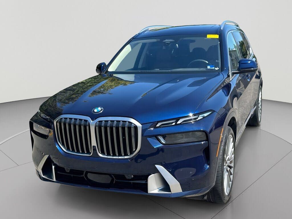 2025 BMW X7