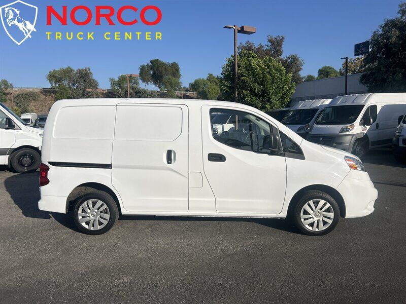 2019 NISSAN NV200