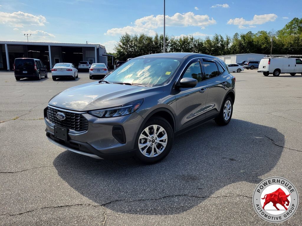 2023 FORD Escape