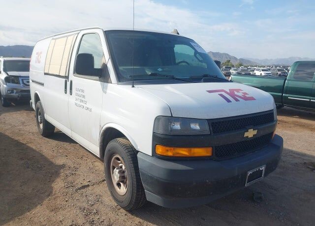 2020 CHEVROLET Express