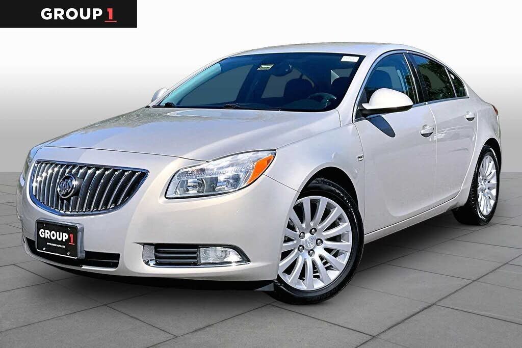 2011 BUICK Regal