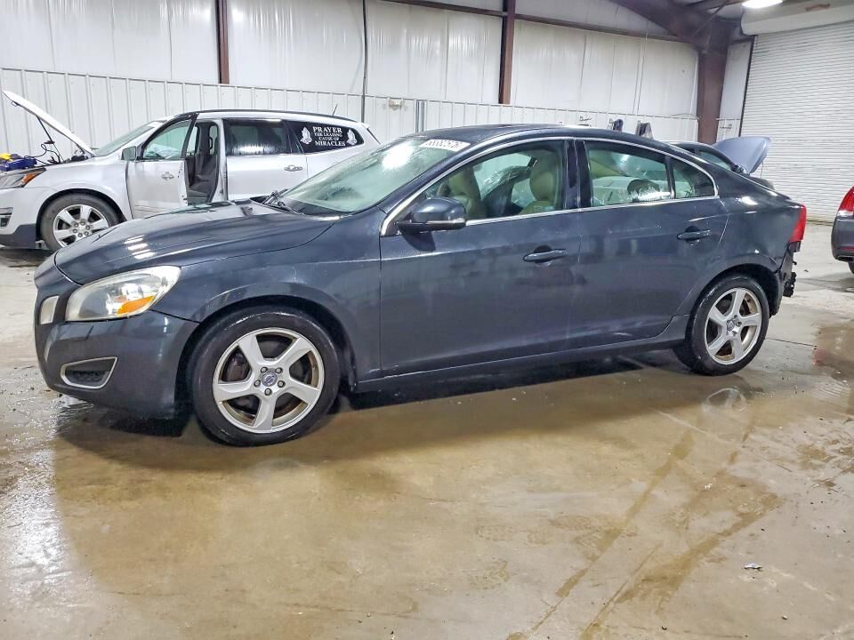 2012 VOLVO S60