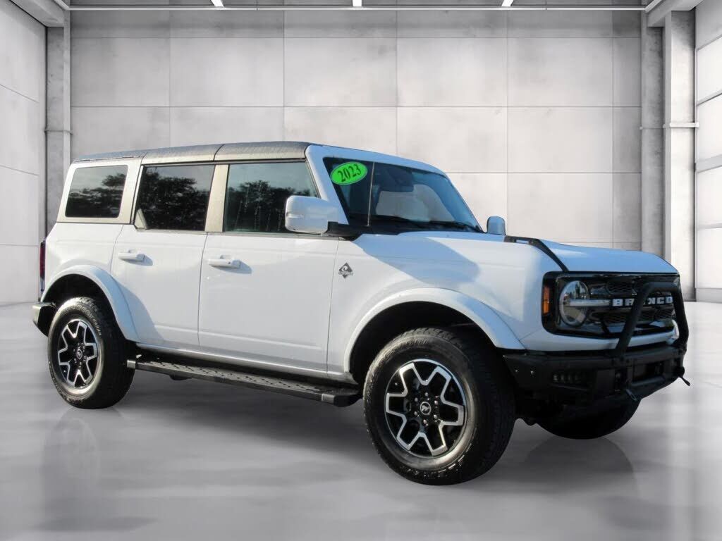 2023 FORD Bronco