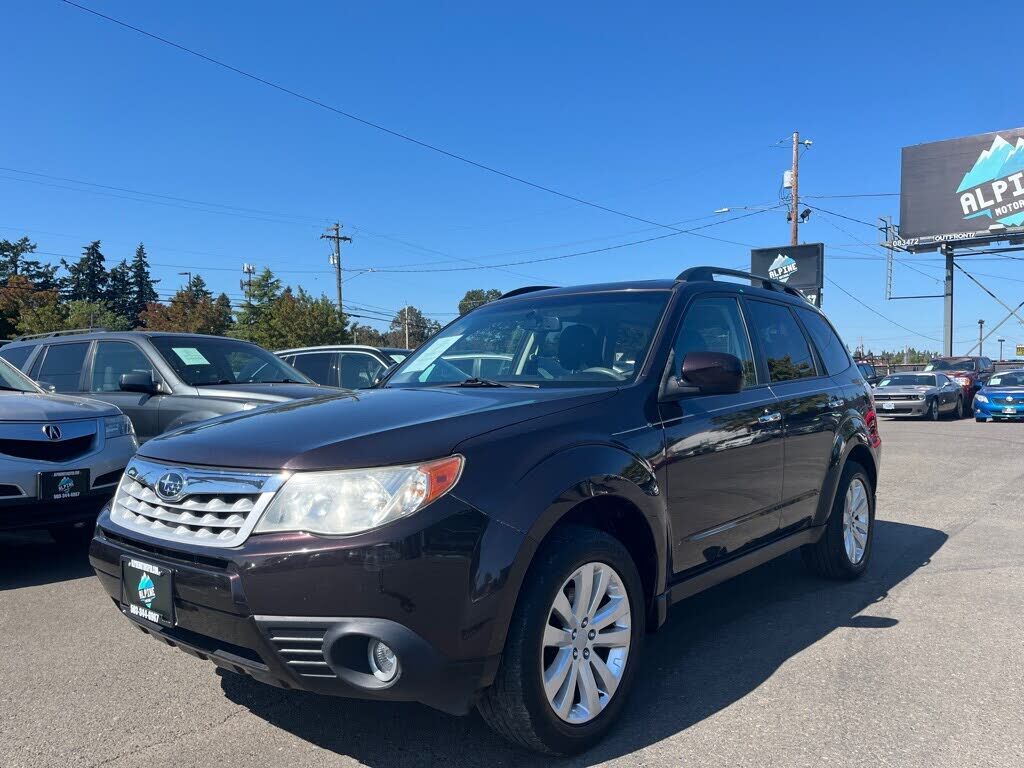 2013 SUBARU Forester