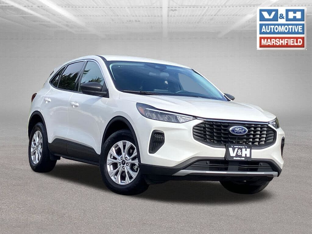 2023 FORD Escape