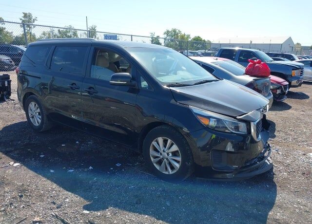 2016 KIA Sedona