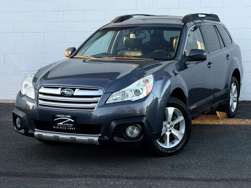 2014 SUBARU Outback
