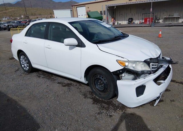 2013 TOYOTA Corolla