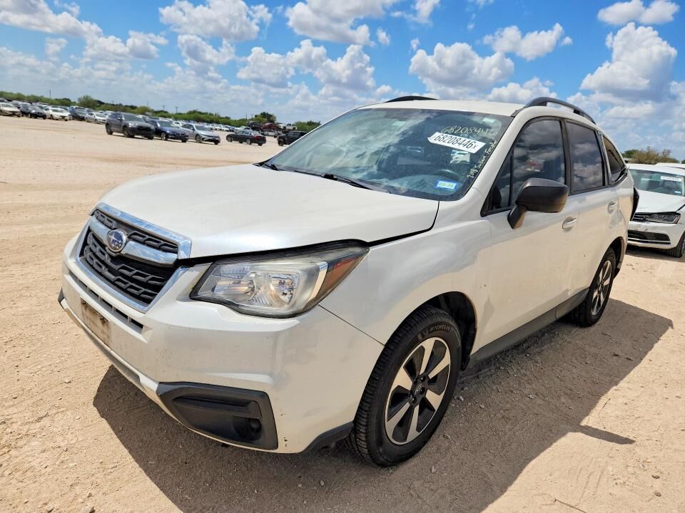 2018 SUBARU Forester