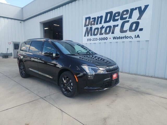 2027 CHRYSLER Pacifica