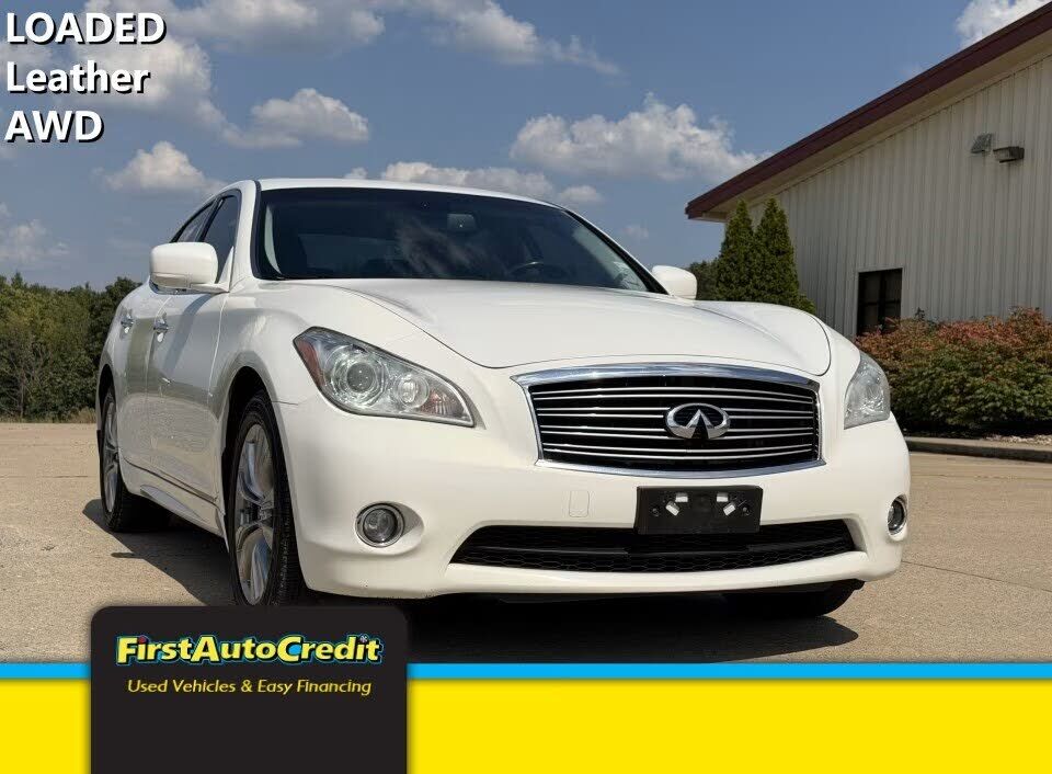 2013 INFINITI M37