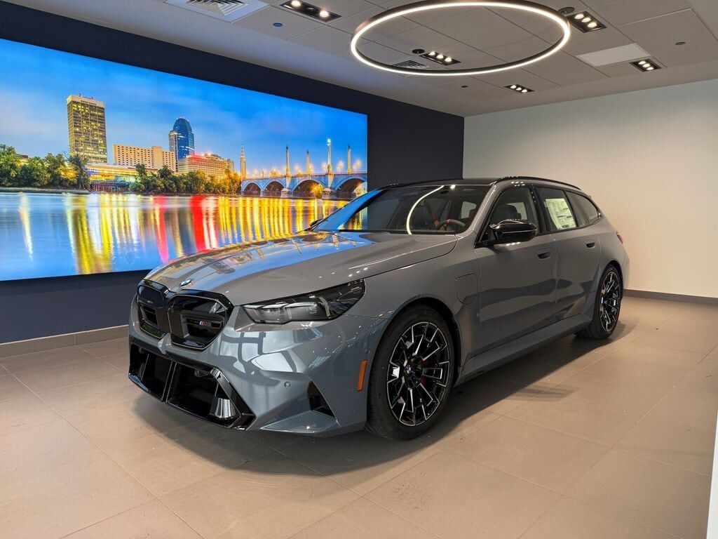 2027 BMW M5