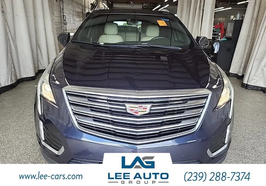 2017 CADILLAC XT5