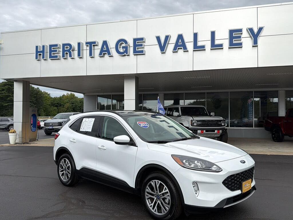 2022 FORD Escape