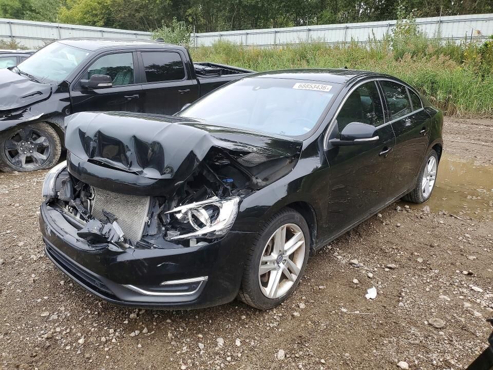 2015 VOLVO S60