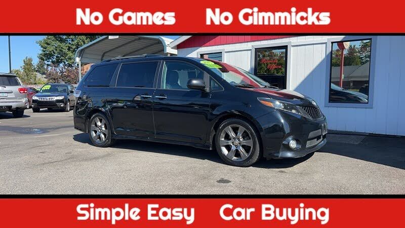 2015 TOYOTA Sienna