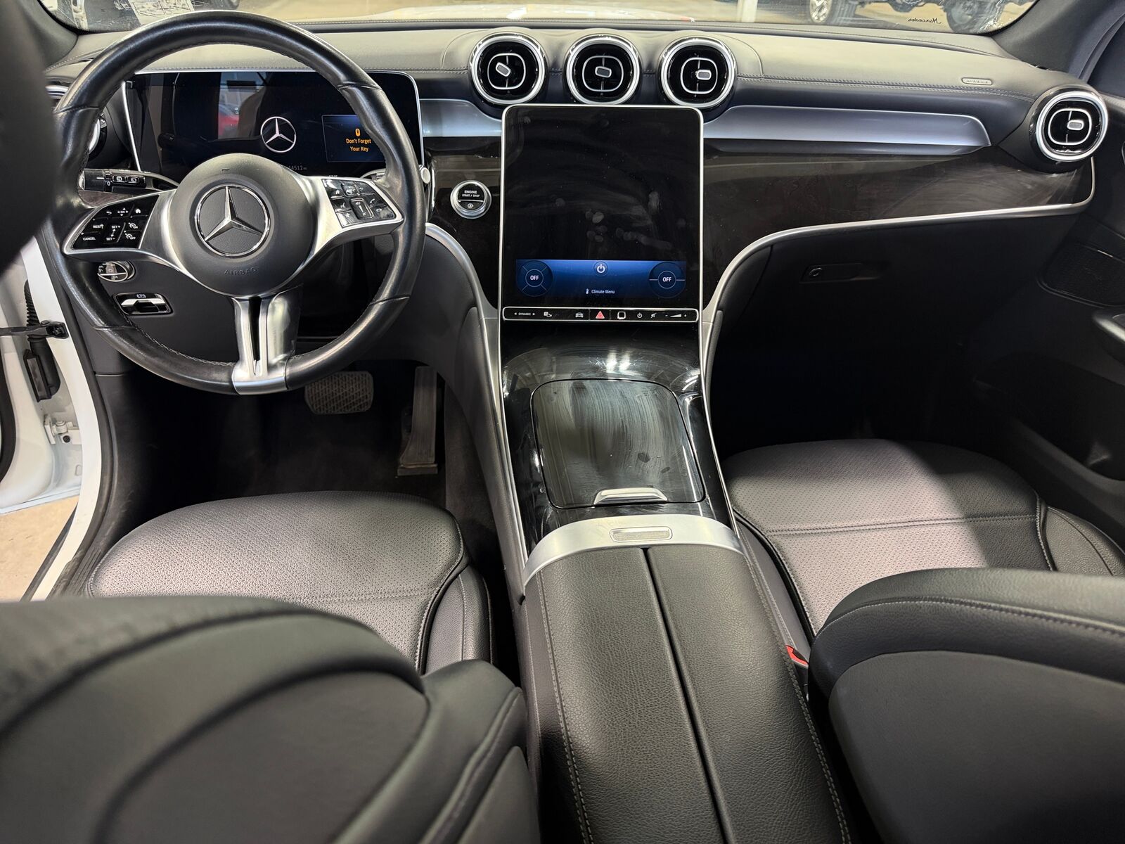 2024 Mercedes-Benz GLC-Class