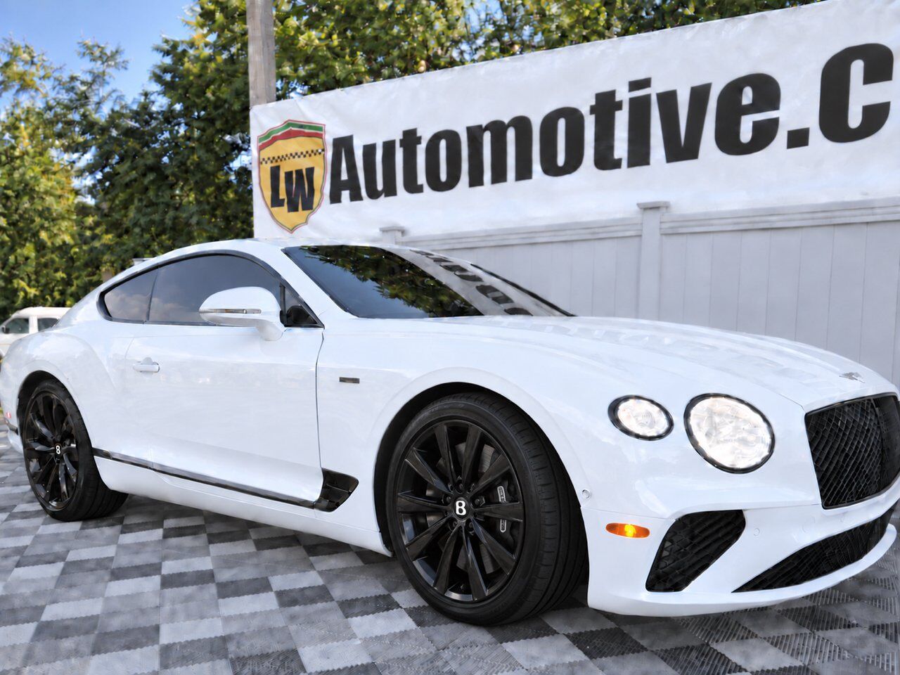 2024 BENTLEY Continental