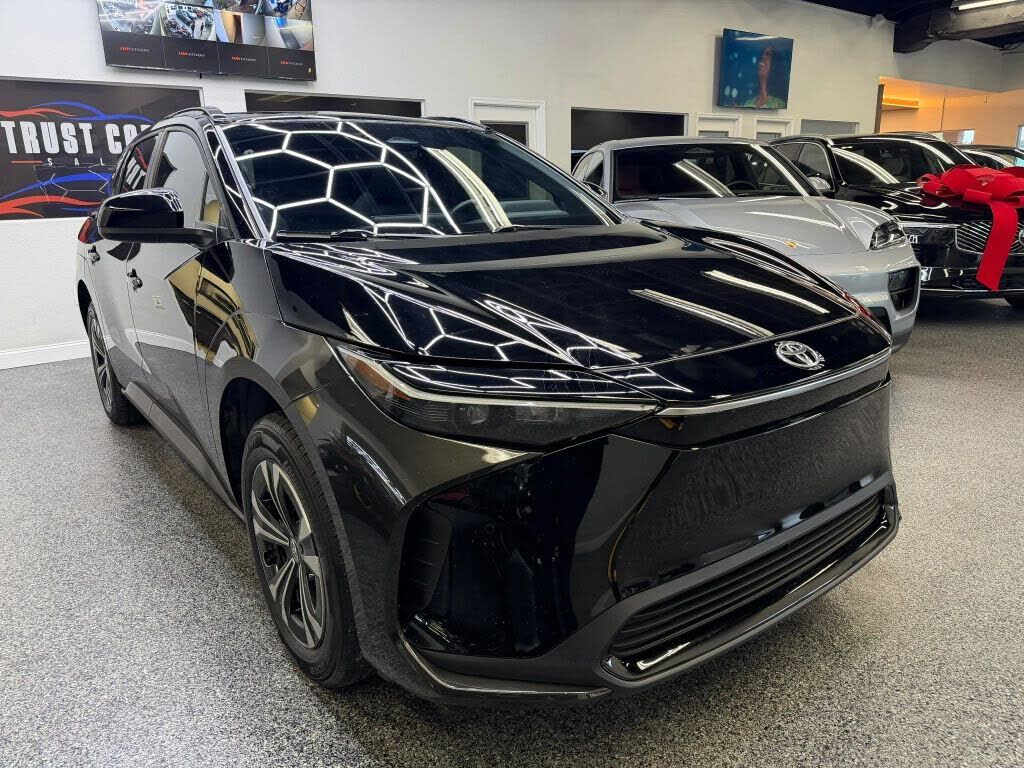 2024 TOYOTA bZ4X