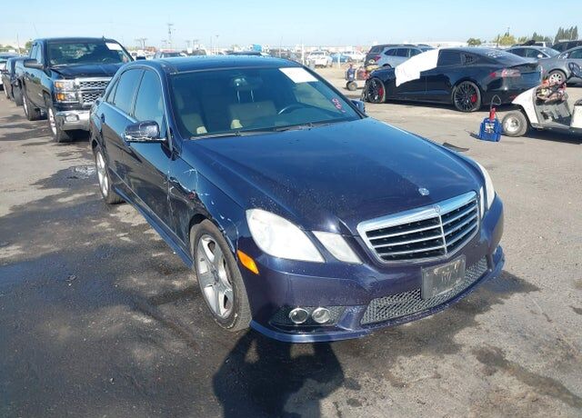 2010 MERCEDES-BENZ E-Class