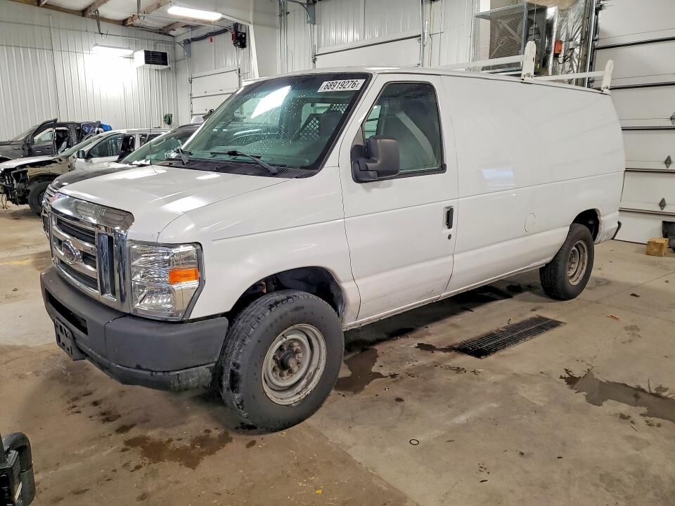 2013 FORD E-250