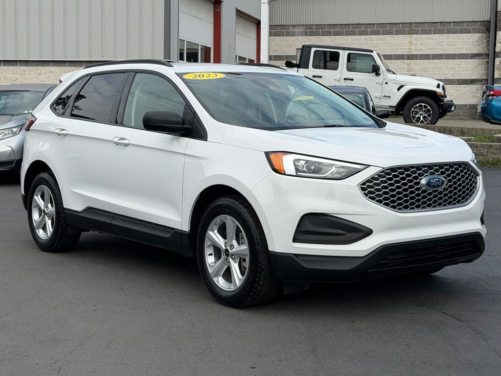 2023 FORD Edge
