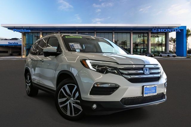 2017 HONDA Pilot