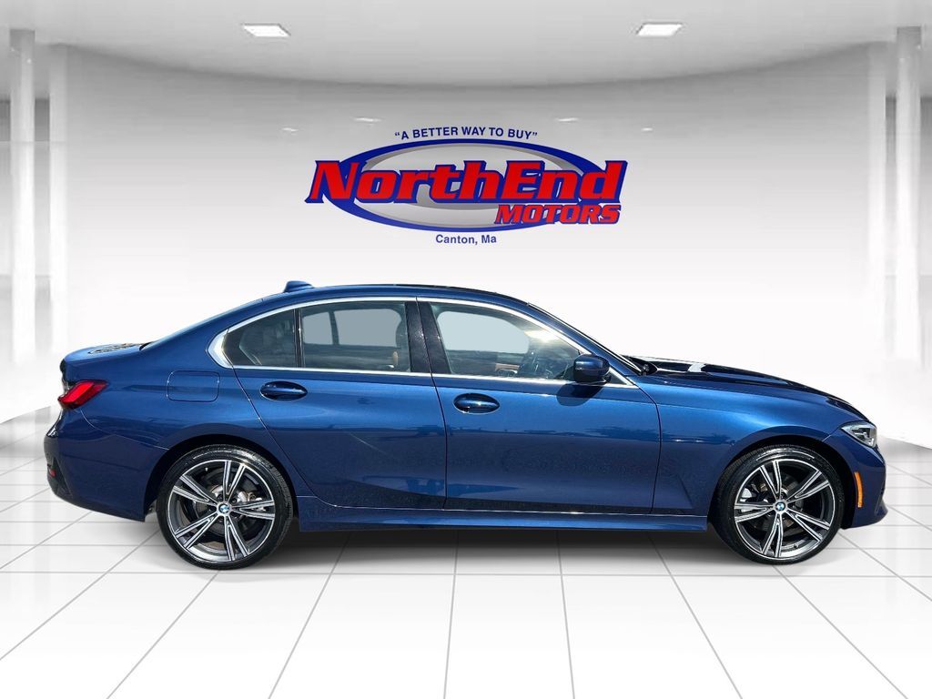 2022 BMW 330i