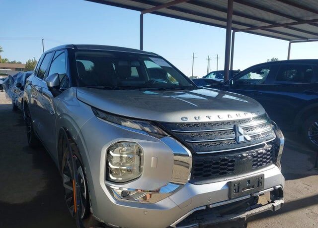 2024 MITSUBISHI Outlander