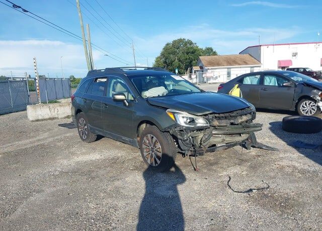 2017 SUBARU Outback